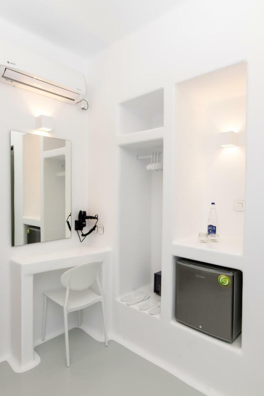 Byzantio City Hotel Tinos Bagian luar foto